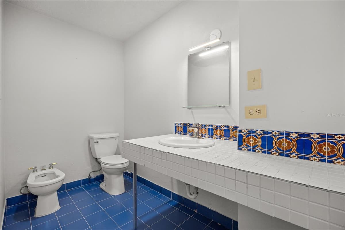 E 12 CALLE MADRE PERLA — photo 17 of 23
