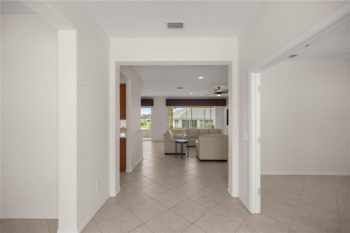 11811 91ST CIRCLE — photo 12 of 53