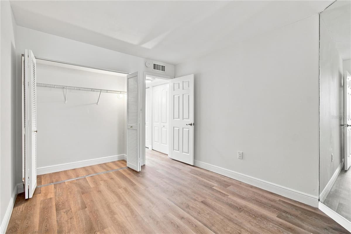 5153 ISLA KEY BOULEVARD — photo 38 of 47