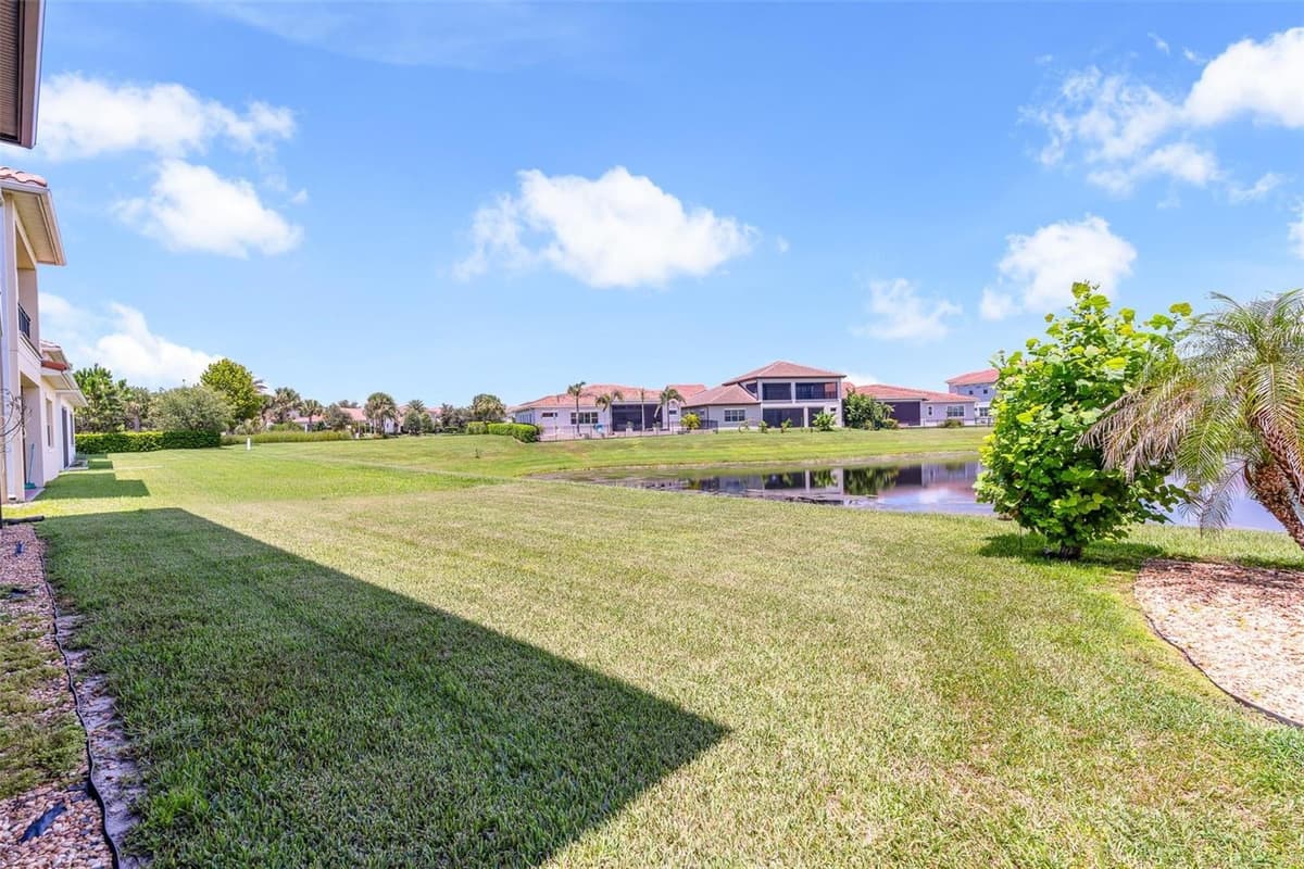 13031 STANTHORNE AVENUE — photo 47 of 60