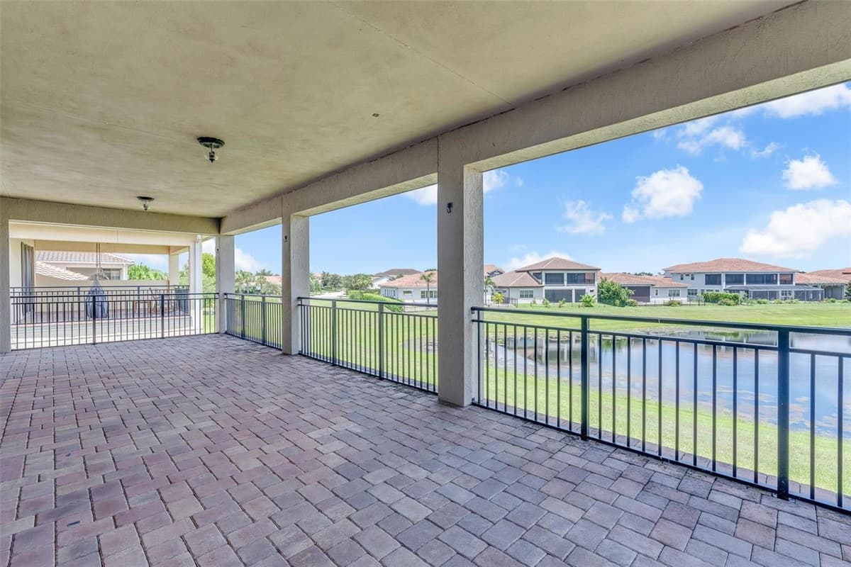 13031 STANTHORNE AVENUE — photo 43 of 60