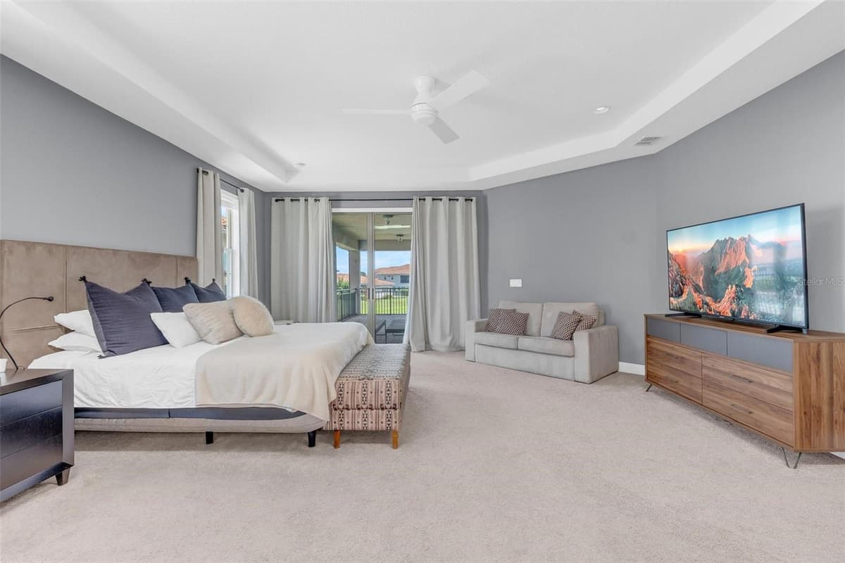 13031 STANTHORNE AVENUE — photo 26 of 60