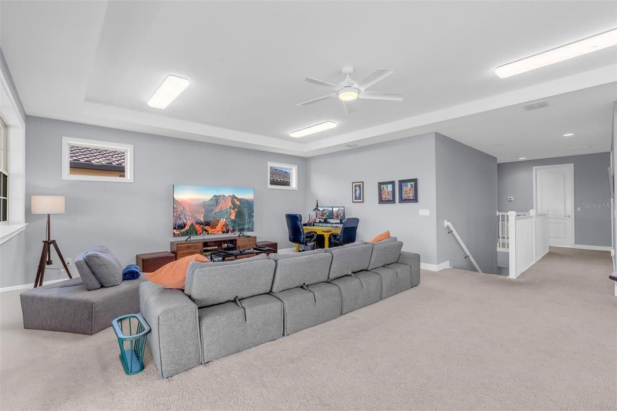 13031 STANTHORNE AVENUE — photo 40 of 60