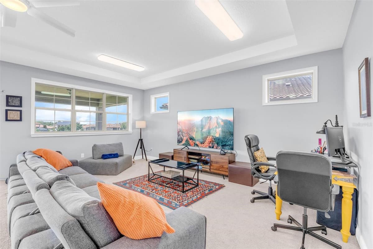 13031 STANTHORNE AVENUE — photo 37 of 60