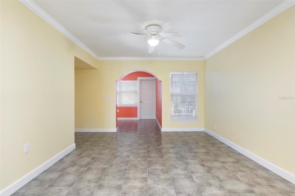 19417 GULF BOULEVARD — photo 11 of 40