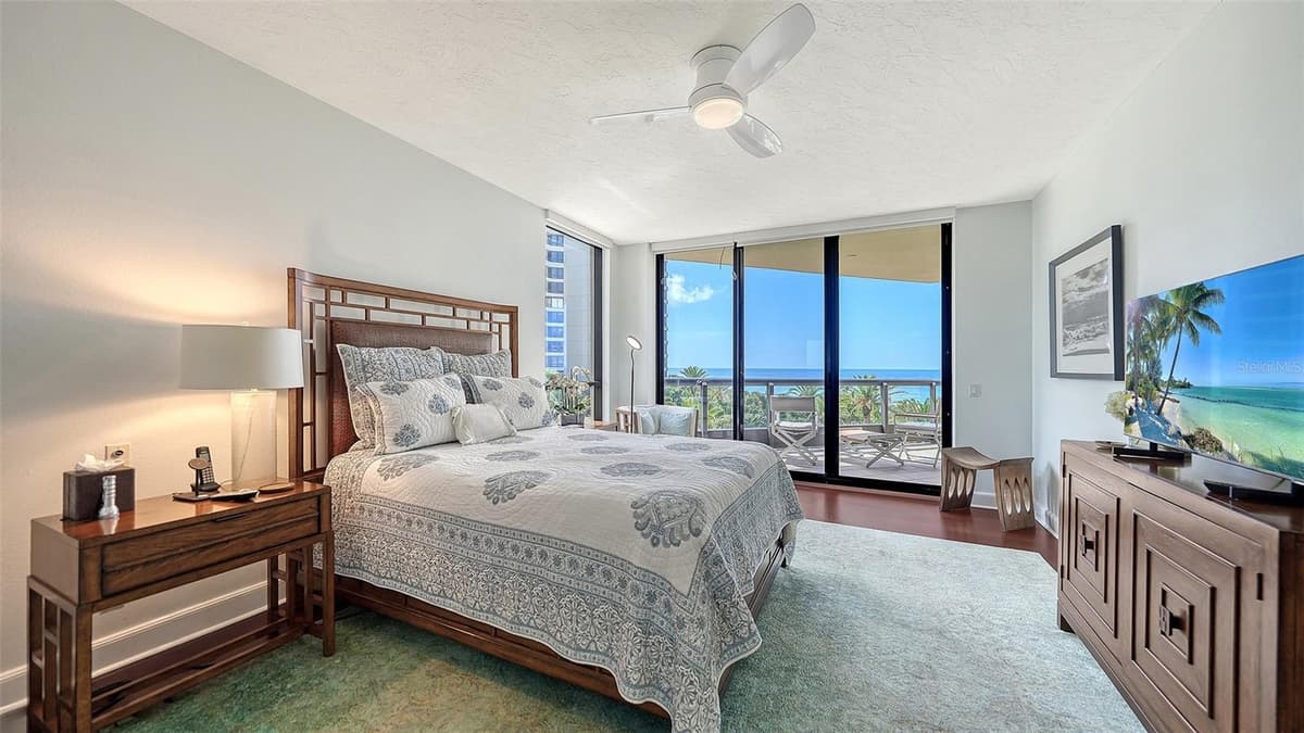 1241 GULF OF MEXICO DRIVE — photo 36 of 78