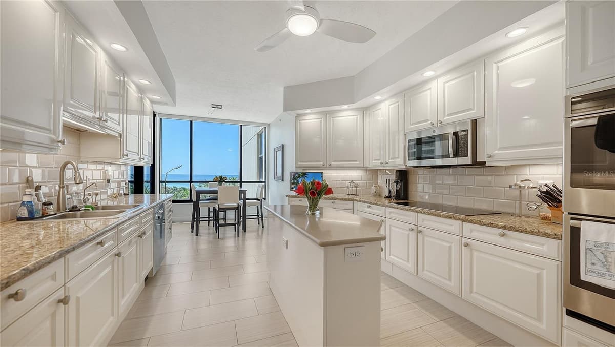 1241 GULF OF MEXICO DRIVE — photo 20 of 78