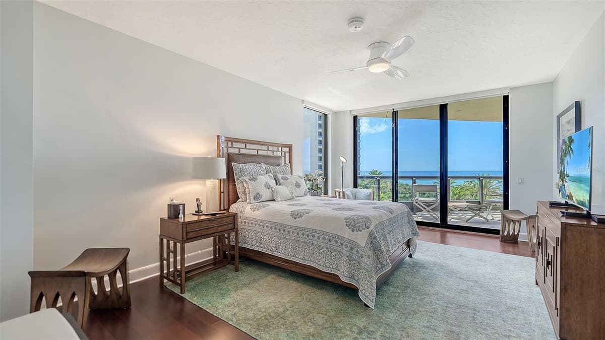 1241 GULF OF MEXICO DRIVE — photo 35 of 78