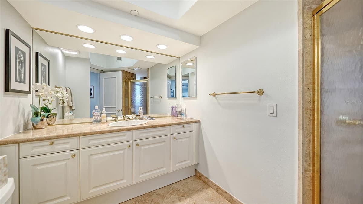 1241 GULF OF MEXICO DRIVE — photo 44 of 78