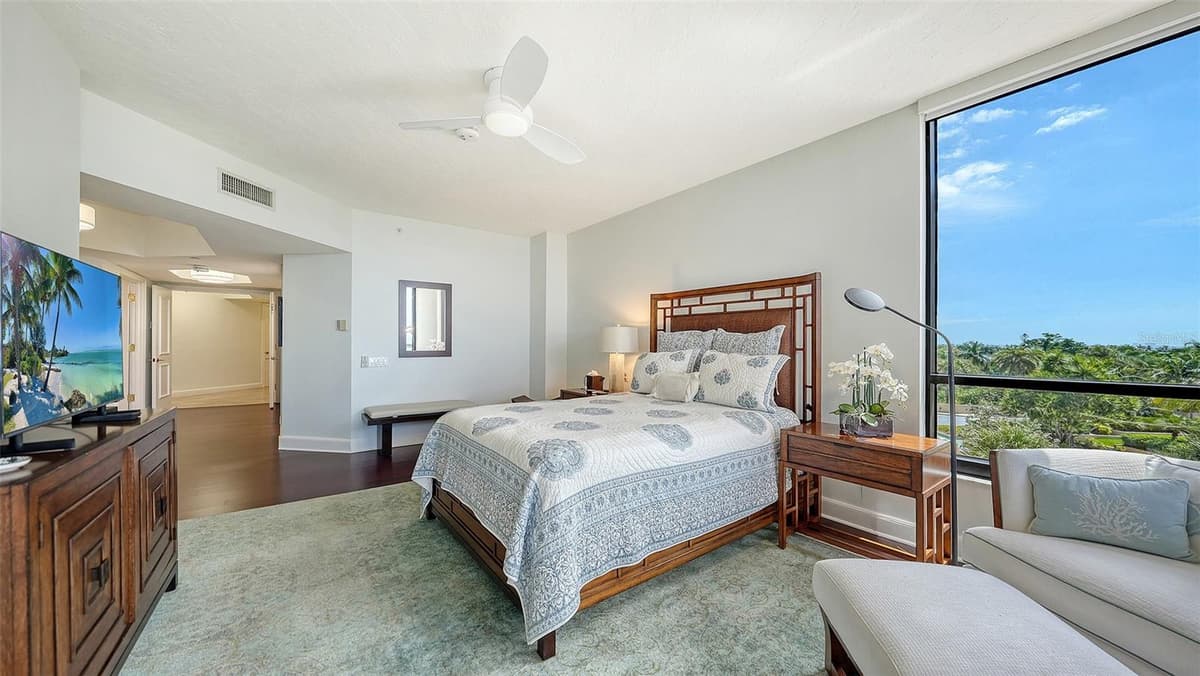 1241 GULF OF MEXICO DRIVE — photo 38 of 78