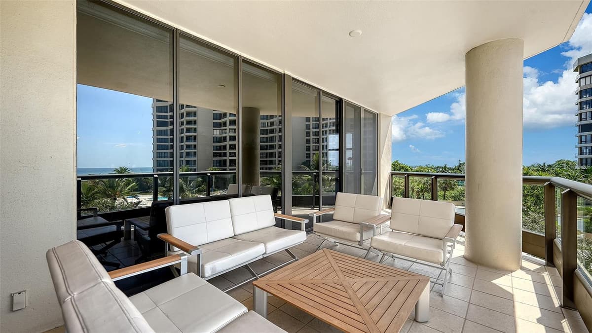 1241 GULF OF MEXICO DRIVE — photo 42 of 78