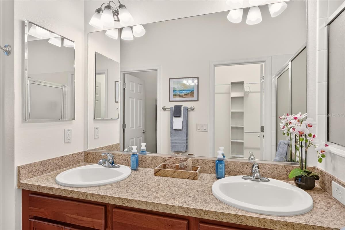 2301 CRESTVIEW STREET — photo 41 of 82