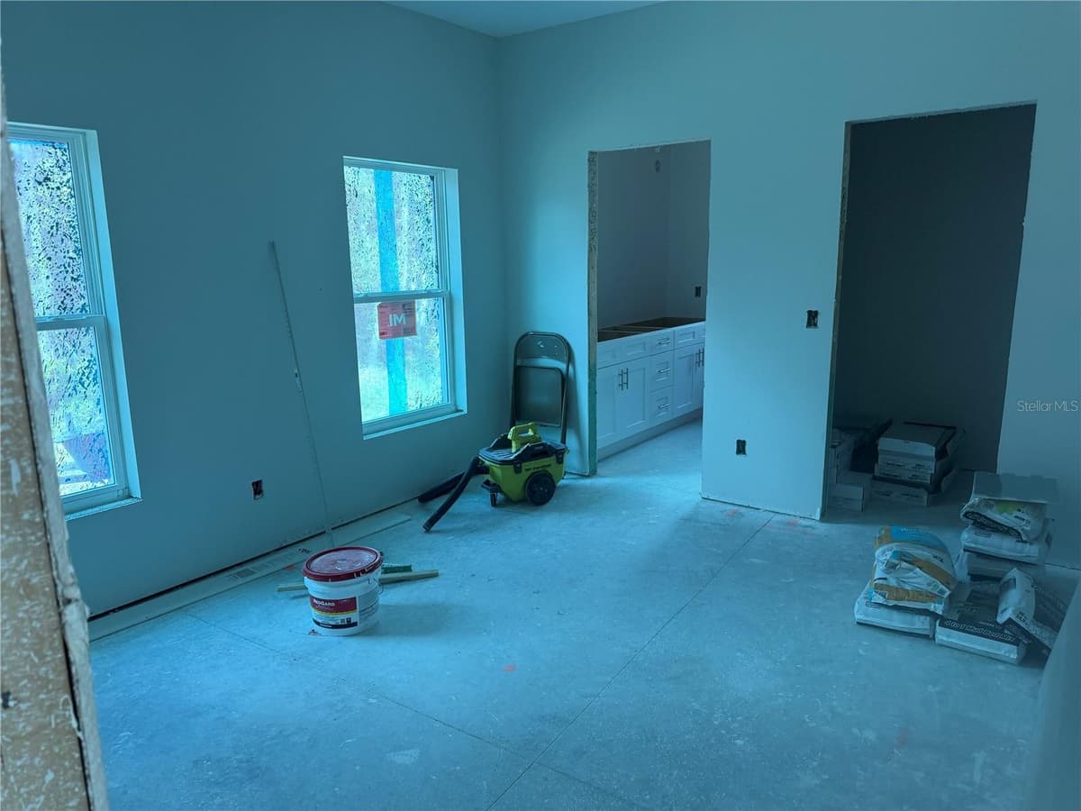 34281 MANUEL STREET — photo 3 of 9