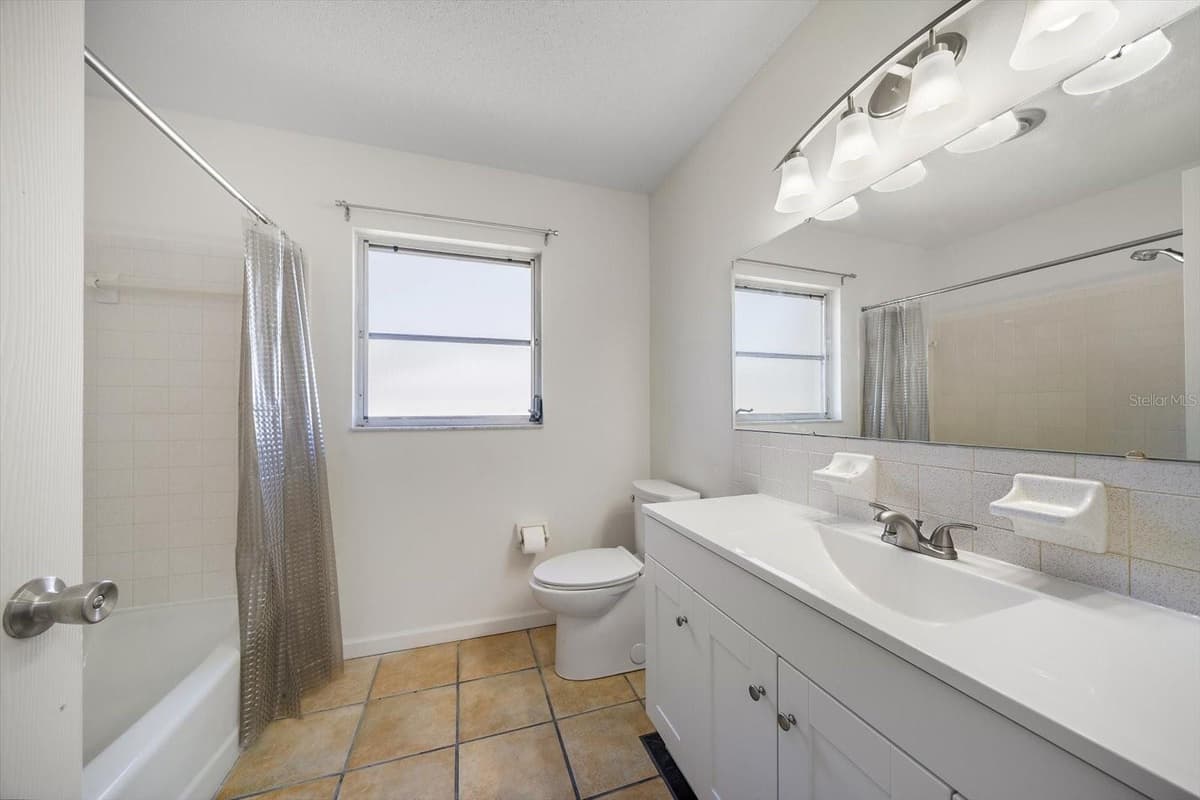 987 QUEEN ROAD — photo 19 of 36