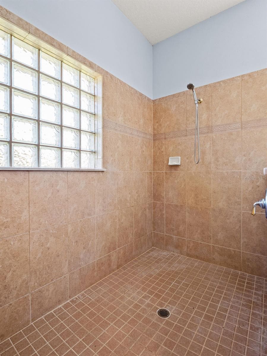 21312 MARSH VIEW COURT — photo 42 of 70