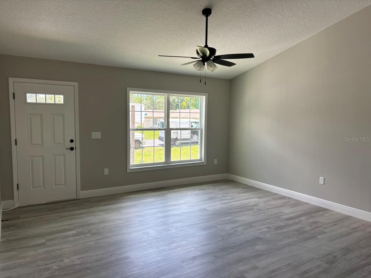659 BANCROFT DRIVE — photo 8 of 28