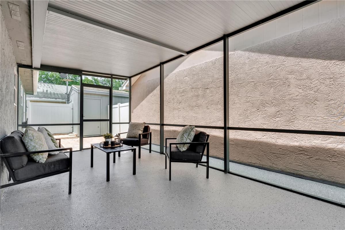 272 SAN GABRIEL STREET — photo 17 of 29