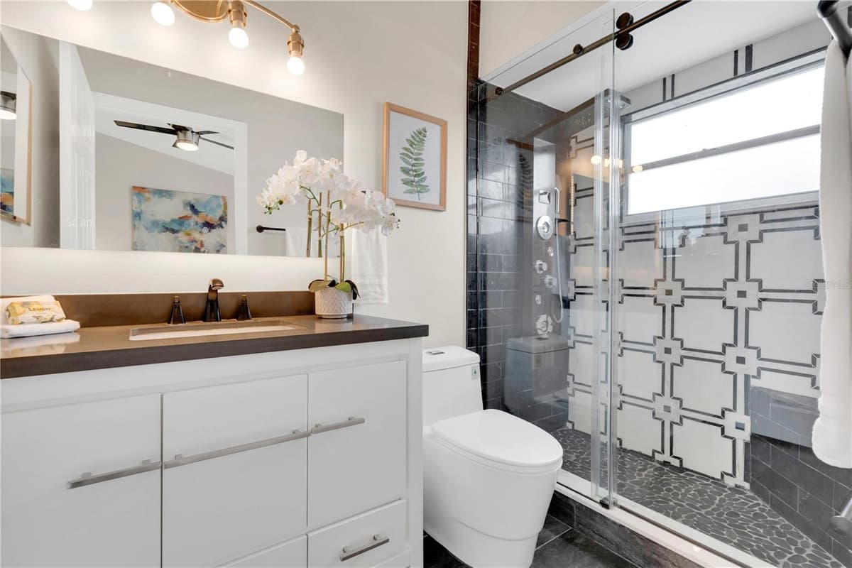 272 SAN GABRIEL STREET — photo 12 of 29