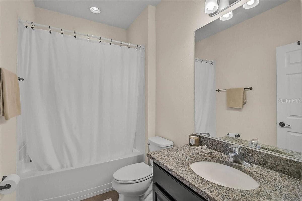 7536 AGUILA DRIVE — photo 26 of 35