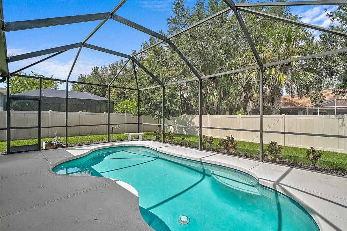 7536 AGUILA DRIVE — photo 32 of 35