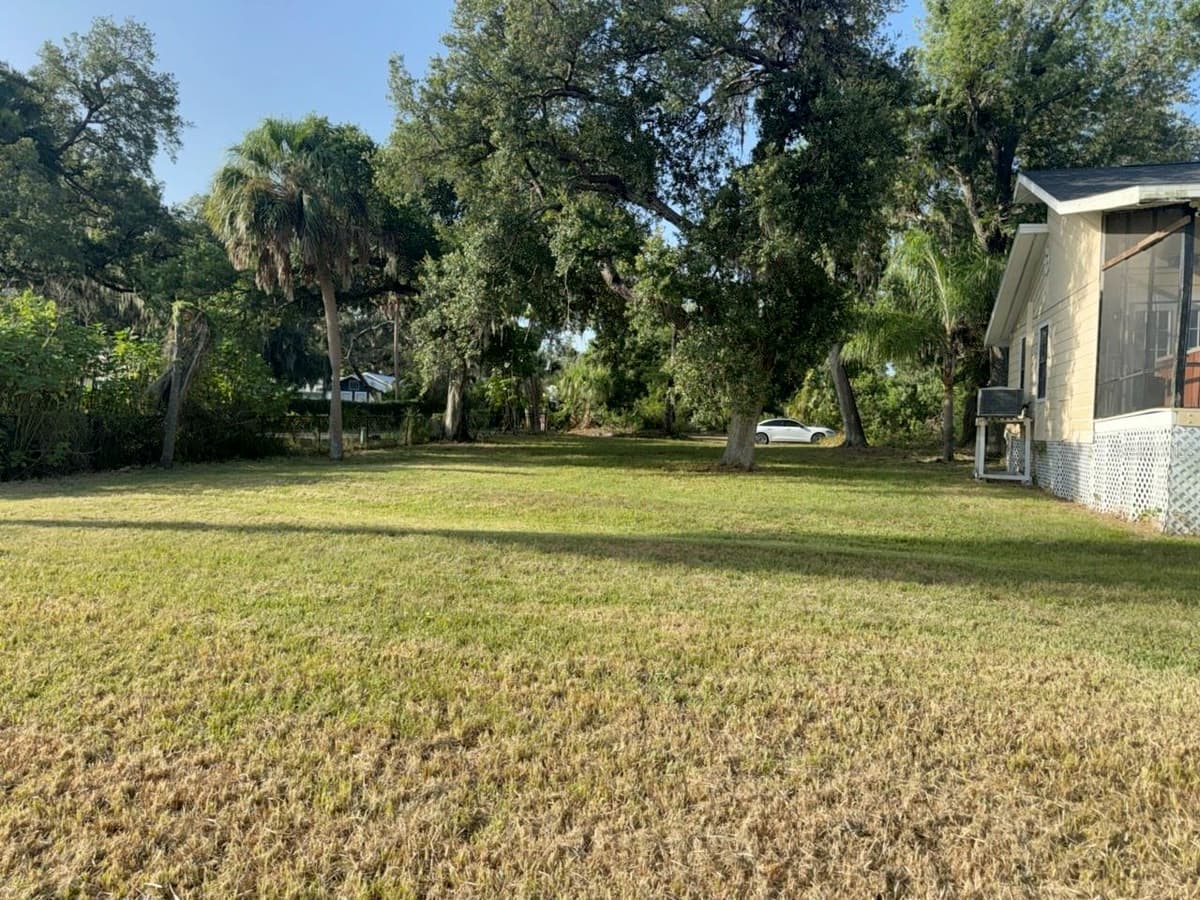 9901 DAVIS STREET — photo 10 of 35