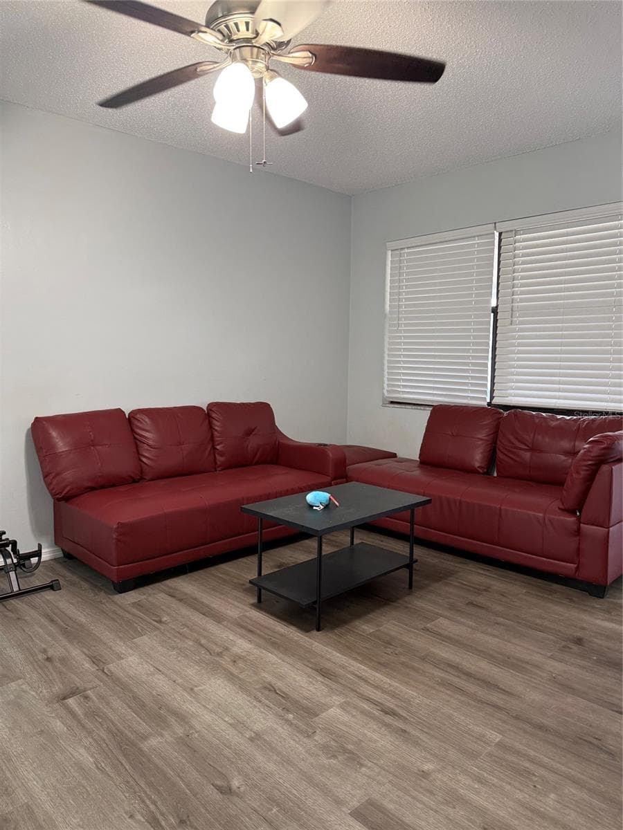 3305 JOE LOUIS DRIVE — photo 9 of 24