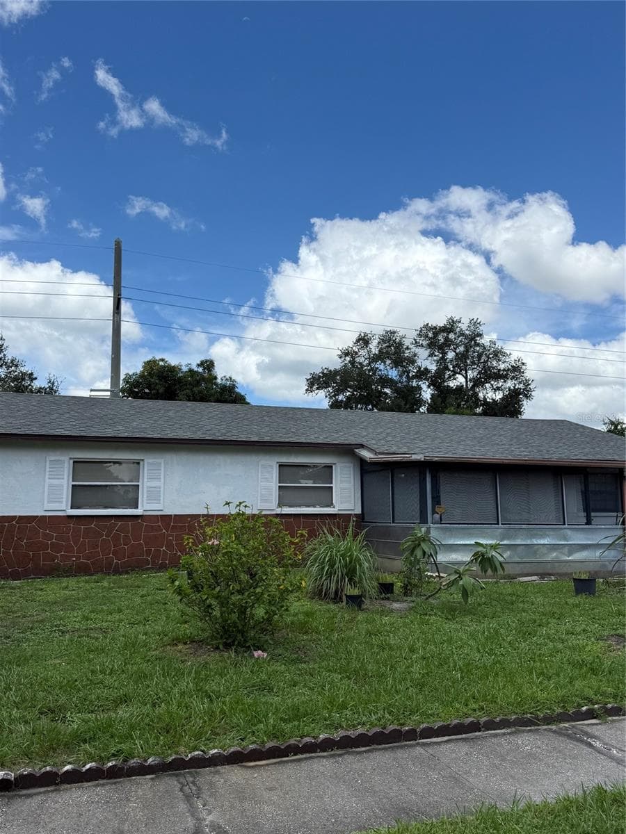 3305 JOE LOUIS DRIVE — photo 2 of 24