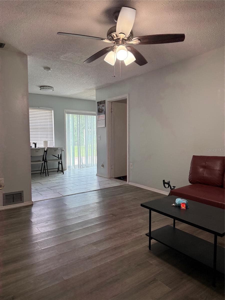 3305 JOE LOUIS DRIVE — photo 10 of 24