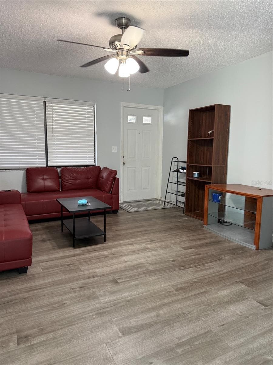 3305 JOE LOUIS DRIVE — photo 11 of 24