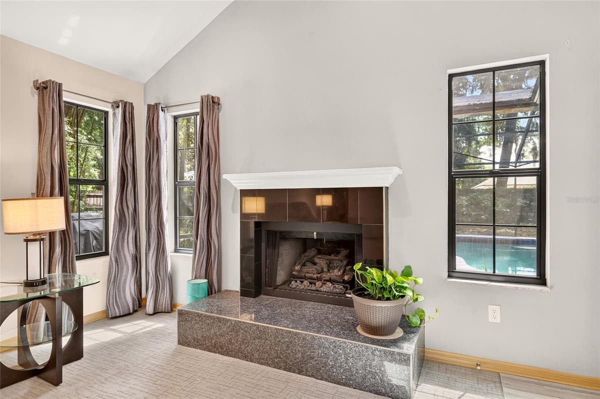 6929 51ST TERRACE — photo 9 of 41