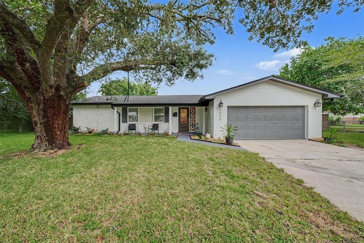 1905 BONANZA CT — photo 2 of 26