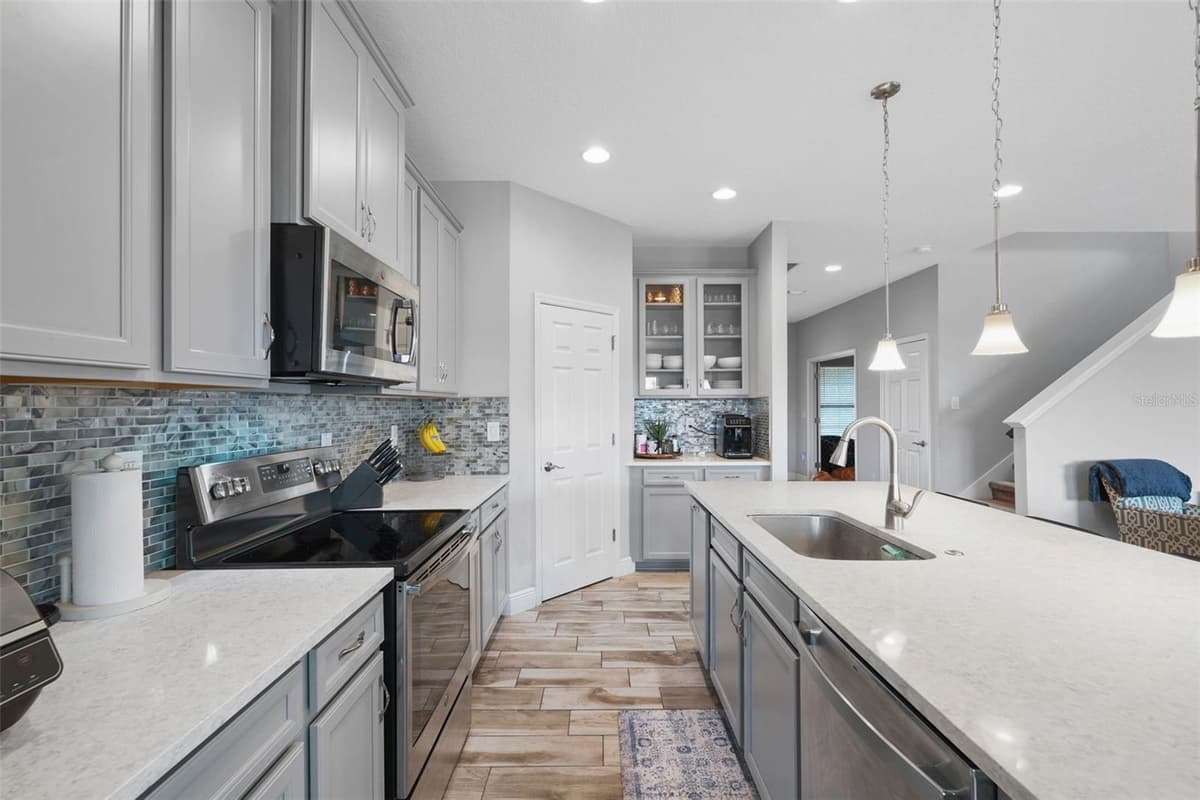 13134 MONACH ISLES DRIVE — photo 15 of 40