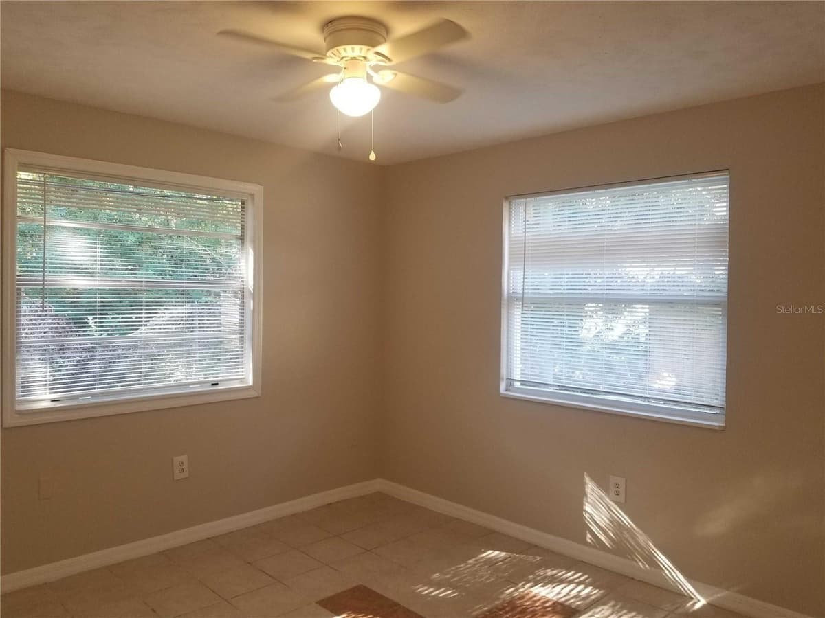 15588 59TH STREET — photo 10 of 25