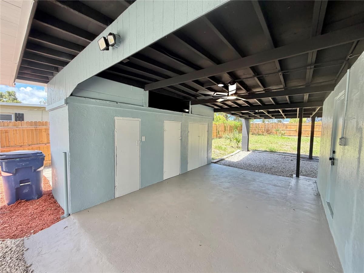 12119 VICTORY DRIVE — photo 30 of 54