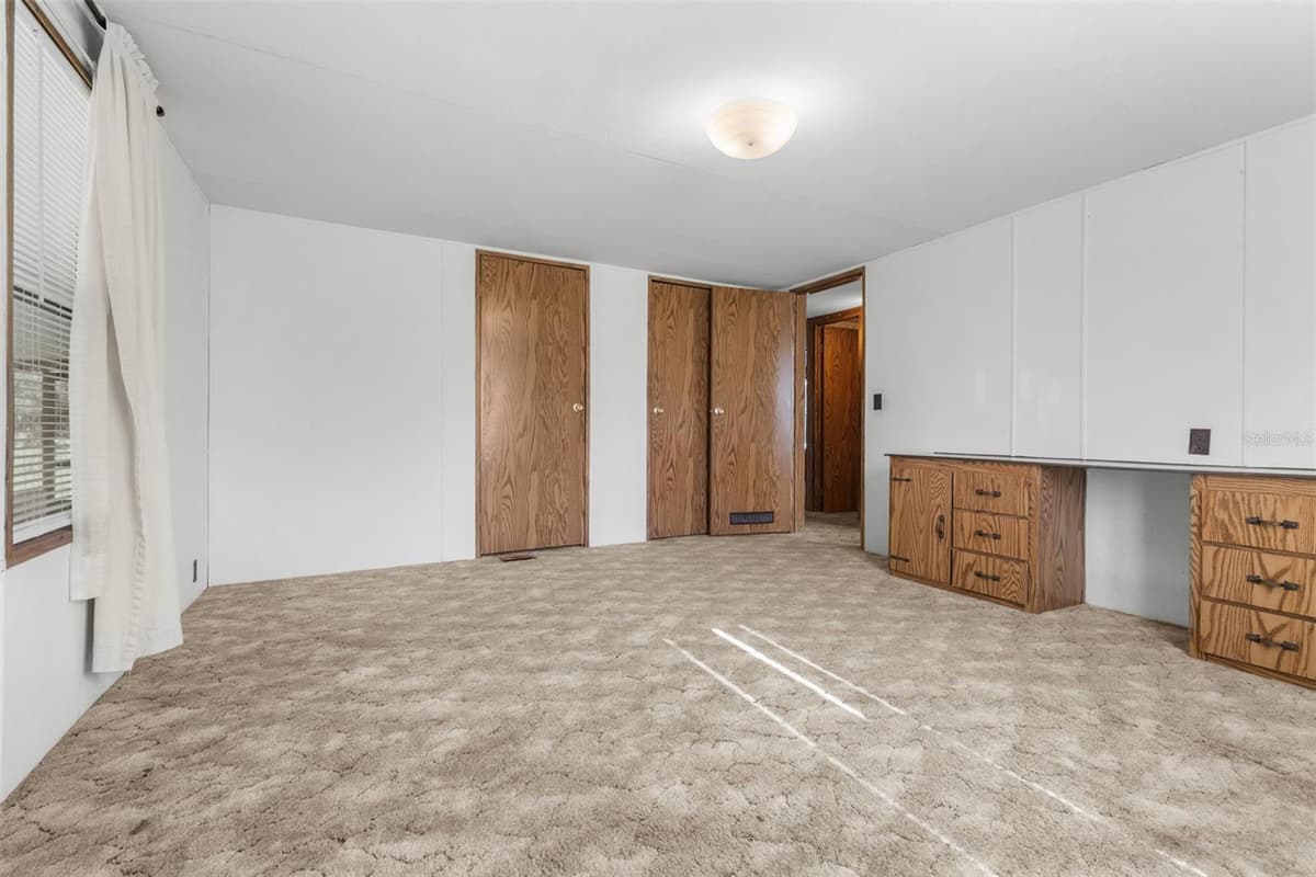 4605 THOMPSON ROAD — photo 37 of 91