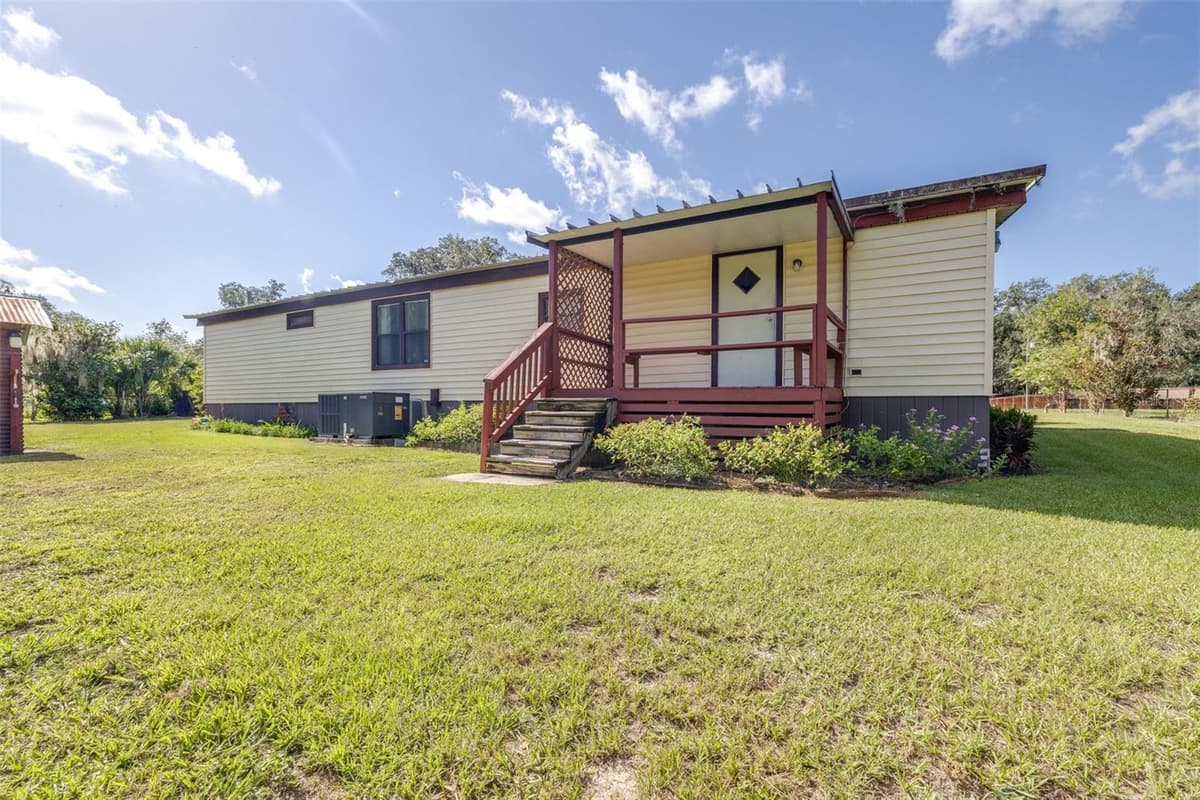 4605 THOMPSON ROAD — photo 45 of 91