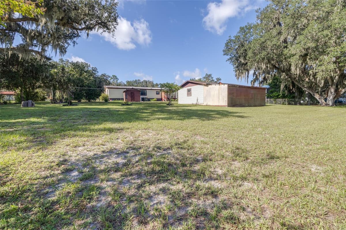 4605 THOMPSON ROAD — photo 56 of 91