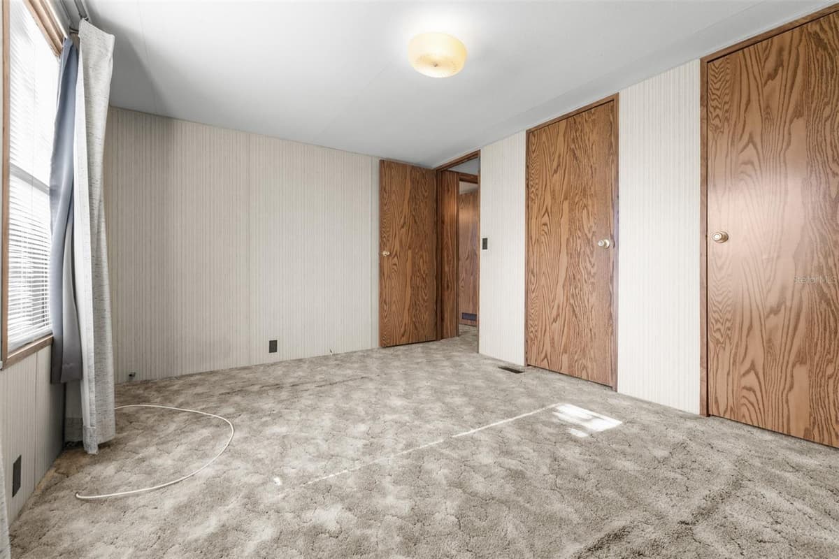 4605 THOMPSON ROAD — photo 35 of 91