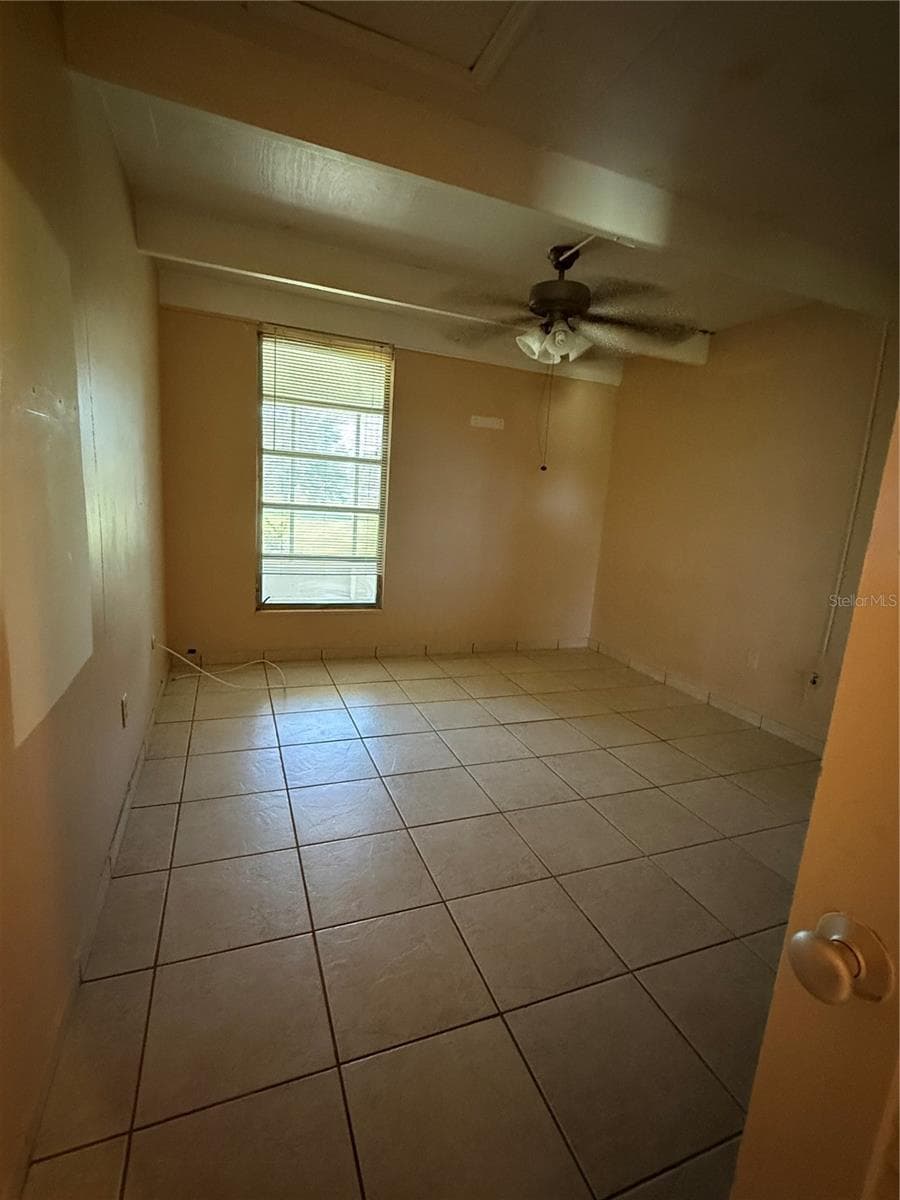 3911 CLUB CIRCLE — photo 10 of 30