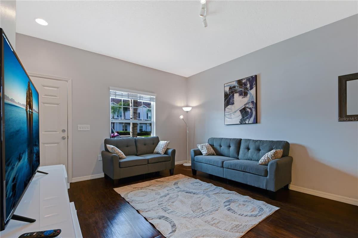 8927 SHINE DRIVE — photo 18 of 41
