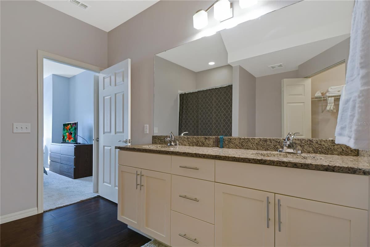 8927 SHINE DRIVE — photo 30 of 41