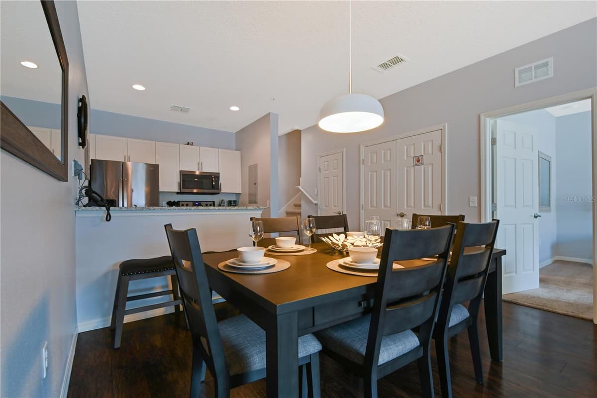 8927 SHINE DRIVE — photo 21 of 41