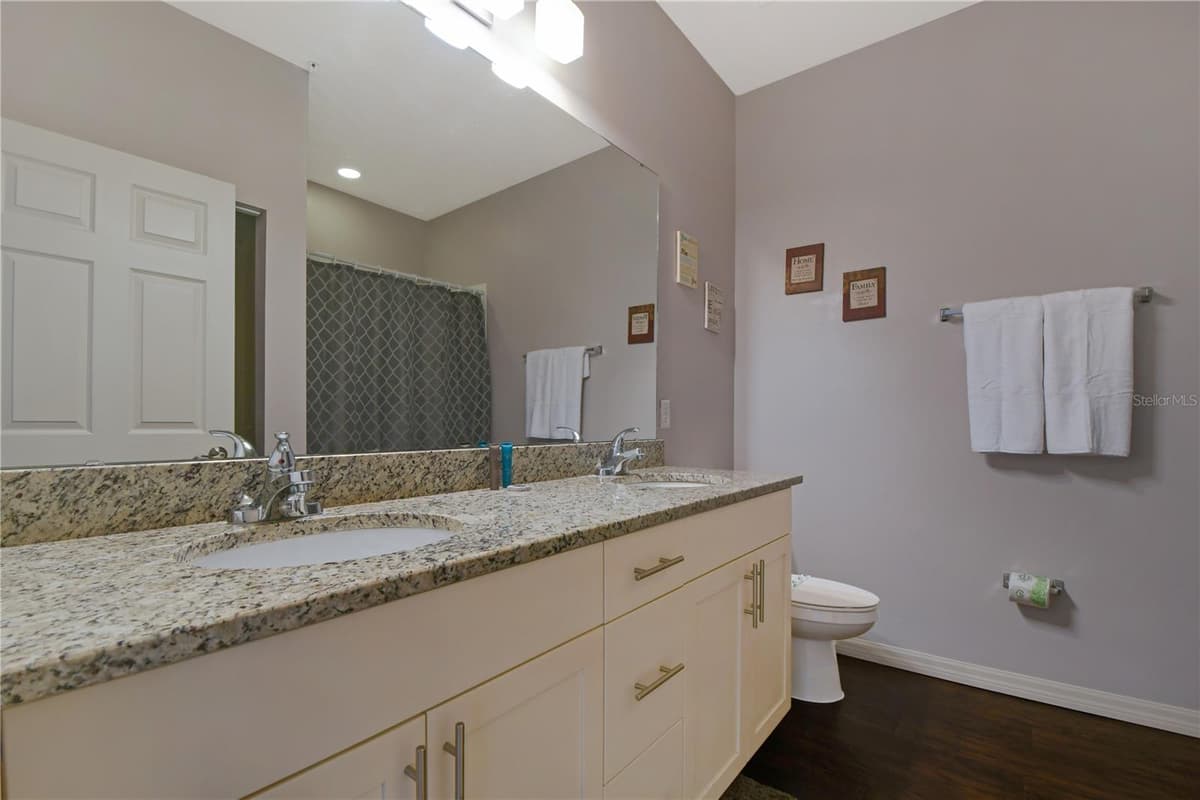 8927 SHINE DRIVE — photo 38 of 41
