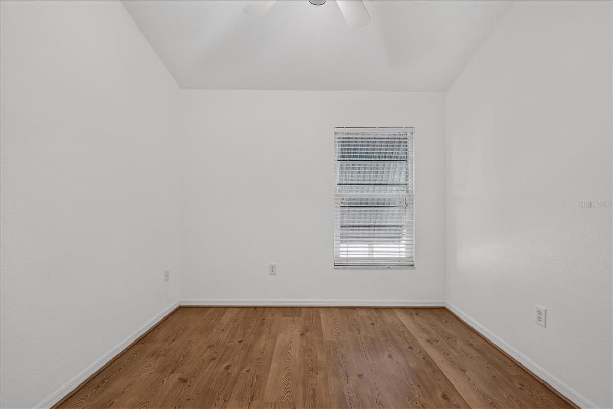 1809 LONGVIEW LANE — photo 39 of 68
