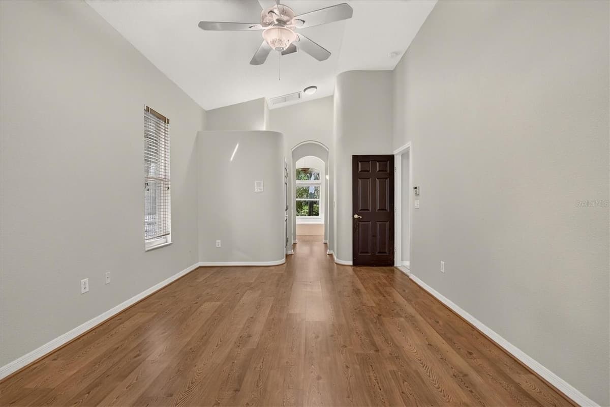 1809 LONGVIEW LANE — photo 23 of 68