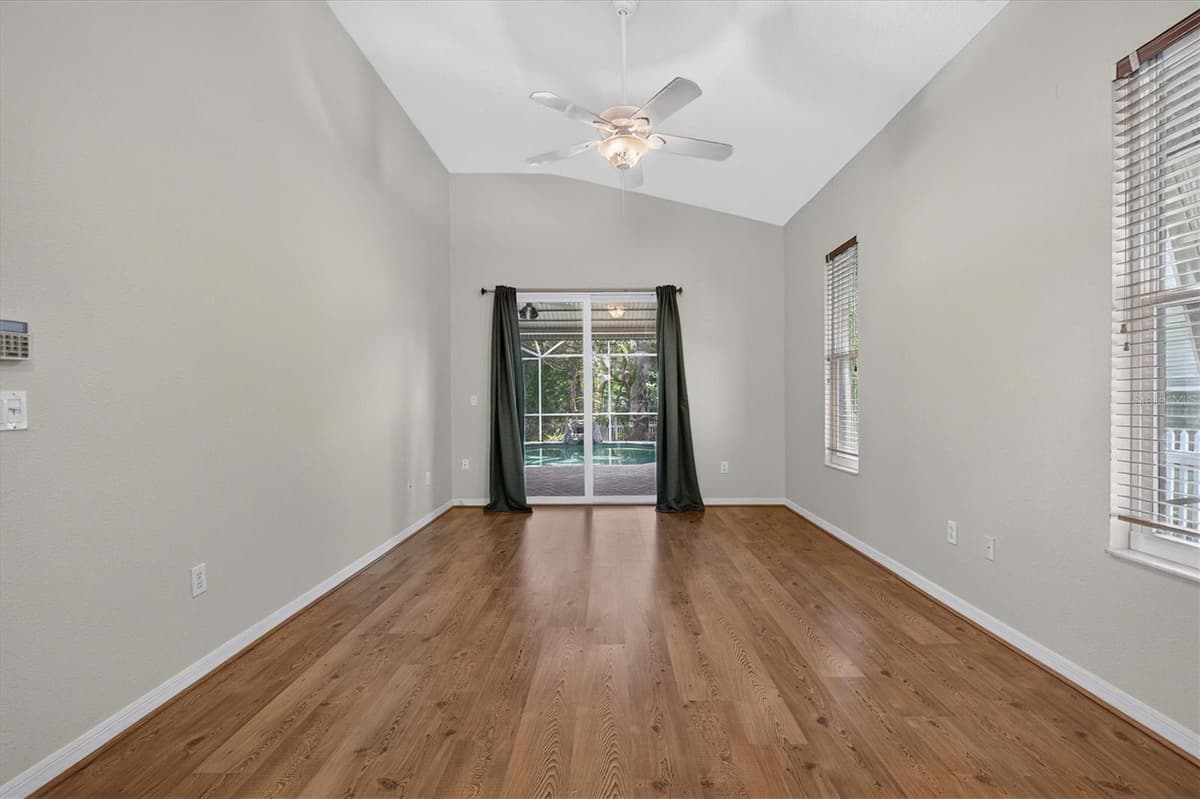 1809 LONGVIEW LANE — photo 22 of 68