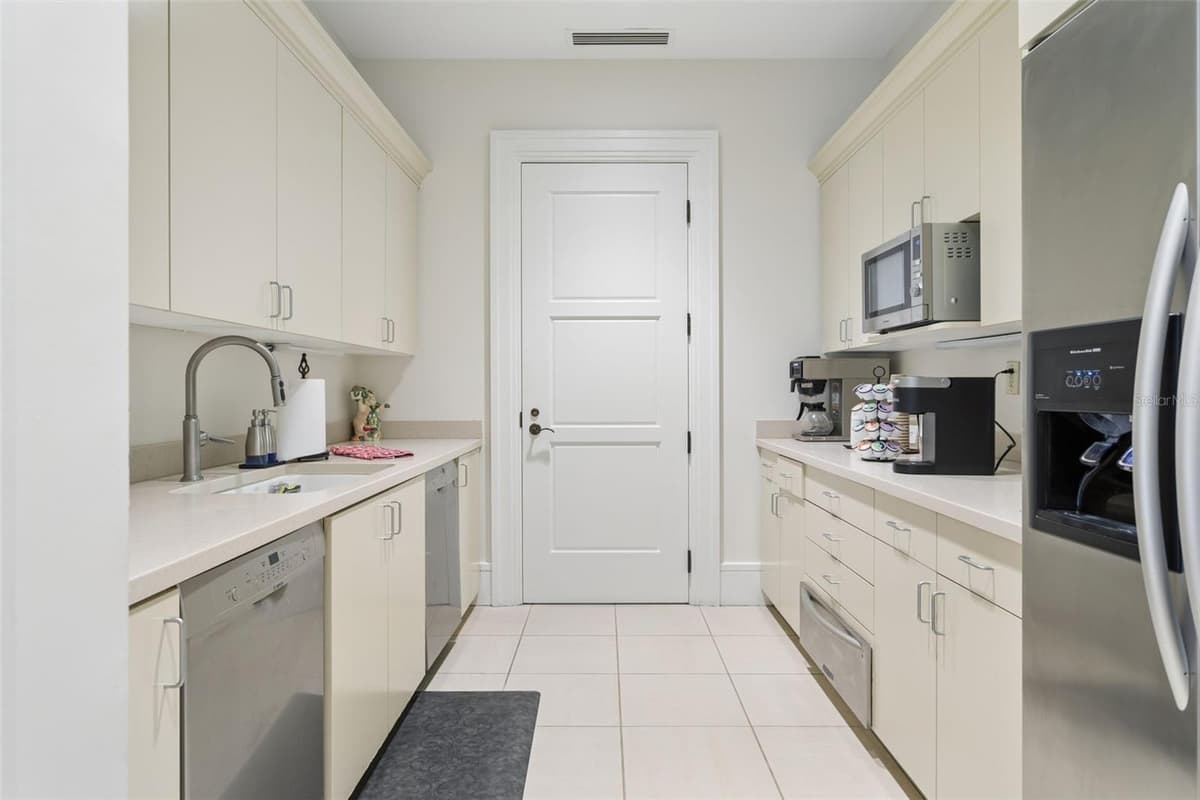5823 BOWEN DANIEL DRIVE — photo 80 of 93