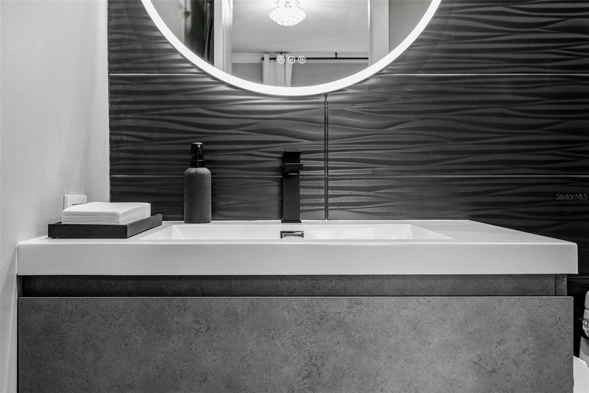 5823 BOWEN DANIEL DRIVE — photo 46 of 93