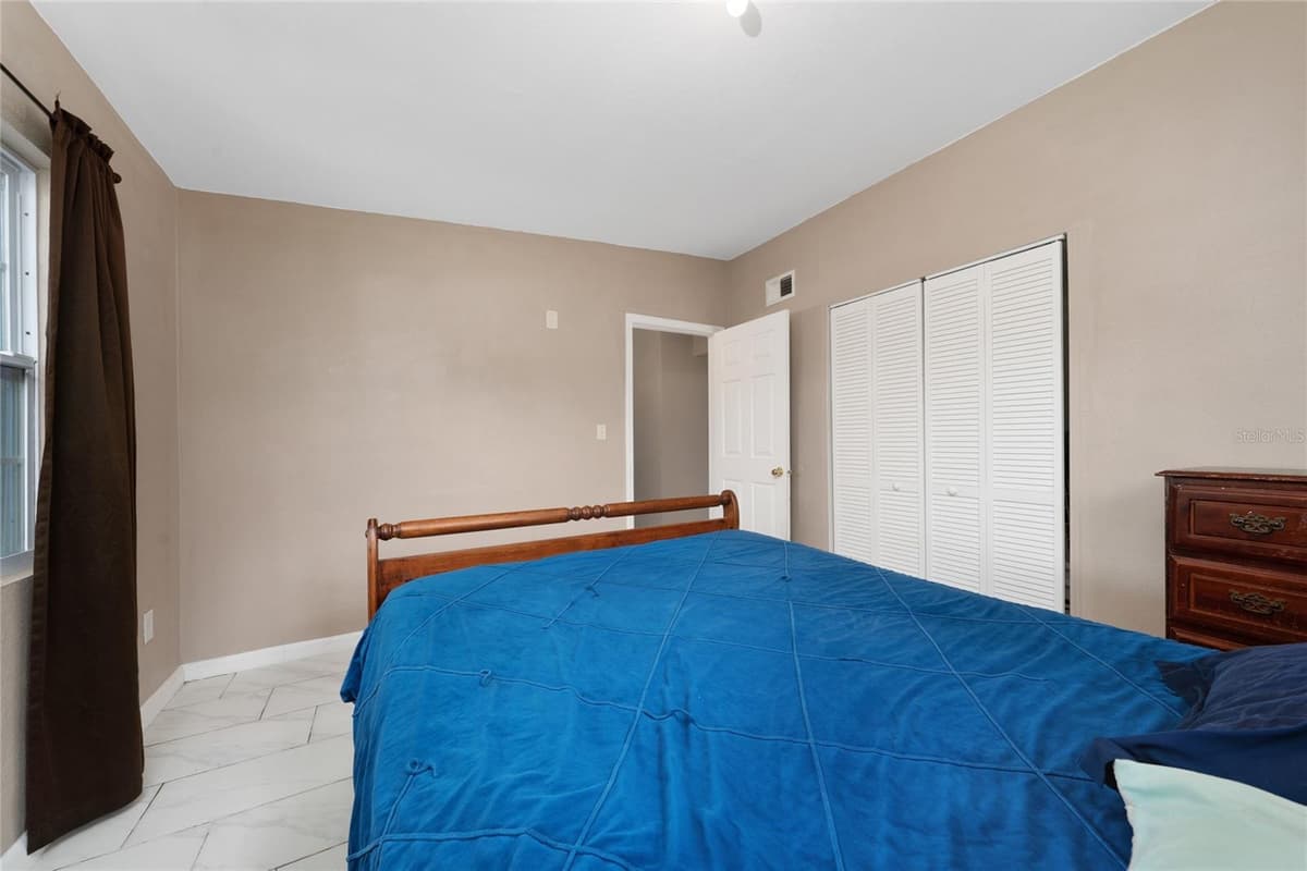 2030 MILTON STREET — photo 16 of 29