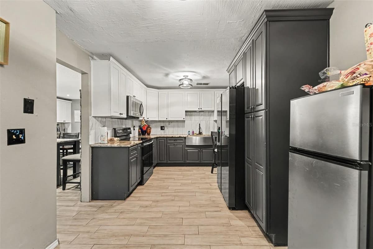 2405 ABALONE BOULEVARD — photo 13 of 27